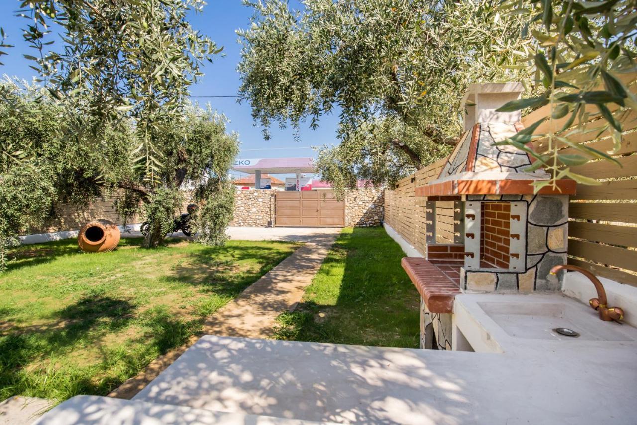 Villa 4 You Iliopetra Skala Sotiros Ngoại thất bức ảnh